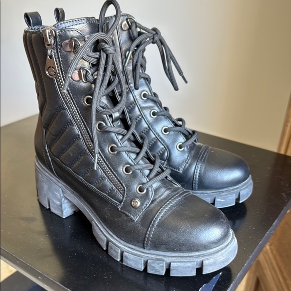 GBG Black Quilted Lace-Up Ankle Boots - Picture 11 of 17